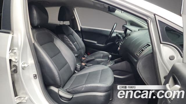 Kia K3 Luxury, 2015 11