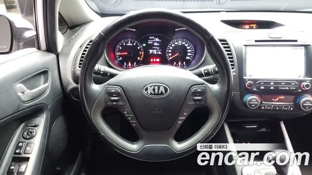 Kia K3 Luxury, 2015 13