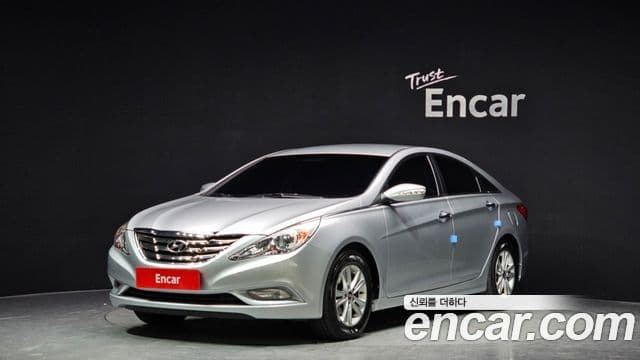 Hyundai YF Sonata люксовая версия, 2010 1