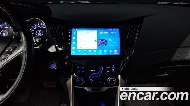 Hyundai YF Sonata люксовая версия, 2010 14