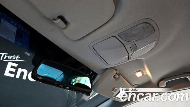 Hyundai YF Sonata люксовая версия, 2010 19