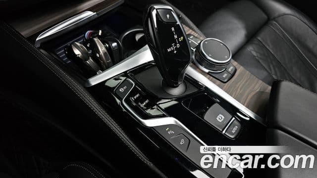 BMW 5시리즈 (G30) 530i xDrive M Sport Plus, 2017 9