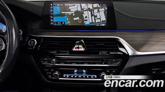 BMW 5시리즈 (G30) 530i xDrive M Sport Plus, 2017 14