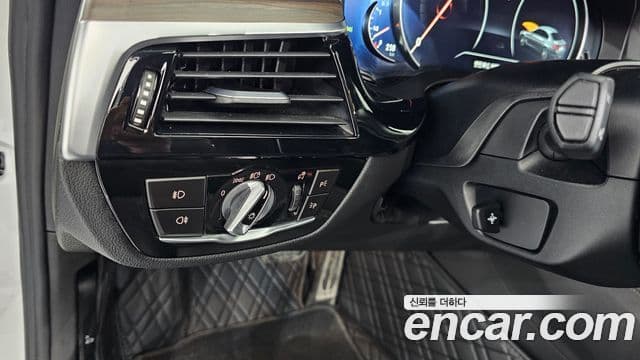 BMW 5시리즈 (G30) 530i xDrive M Sport Plus, 2017 16