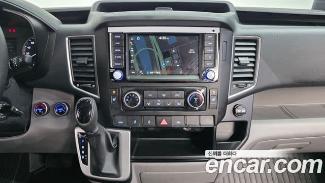 Hyundai 쏠라티 Luxury, 2025 14