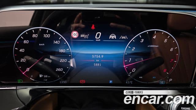 Mercedes-Benz E-класс W214 AMG Line, 2024 8