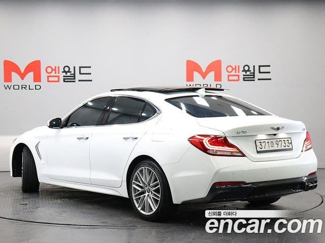 Genesis G70 Elite, 2019 3