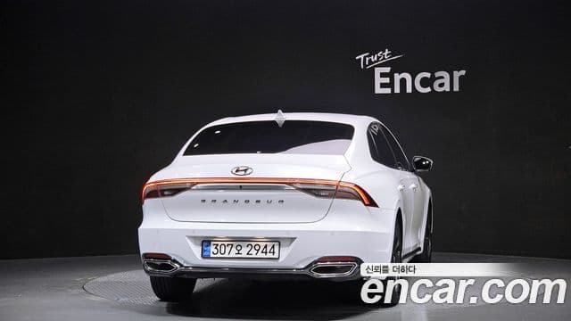 Hyundai The / новый New Grandeur IG гибрид Le Blanc, 2022 4