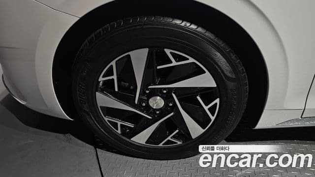 Hyundai The / новый New Grandeur IG гибрид Le Blanc, 2022 все фото