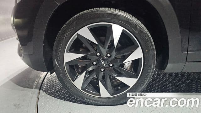 Kia Seltos Gravity, 2023 все фото