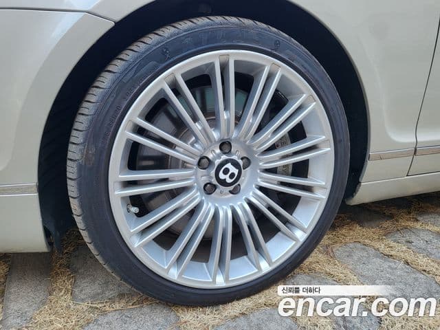 Bentley Flying Spur 1세대 6.0 Speed, 2010 все фото