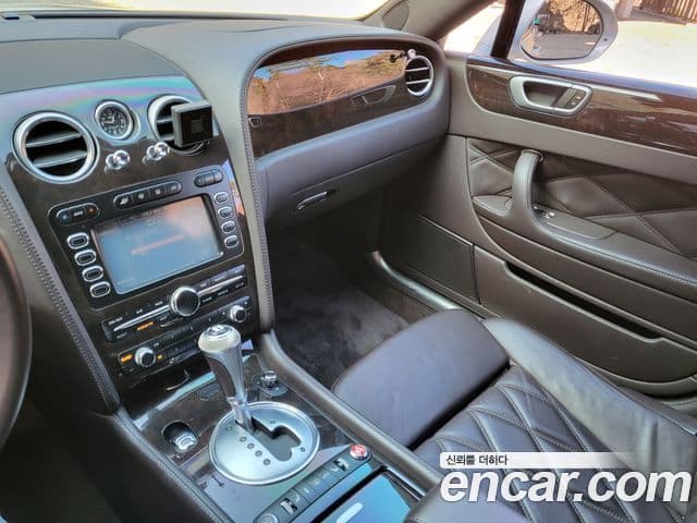 Bentley Flying Spur 1세대 6.0 Speed, 2010 8