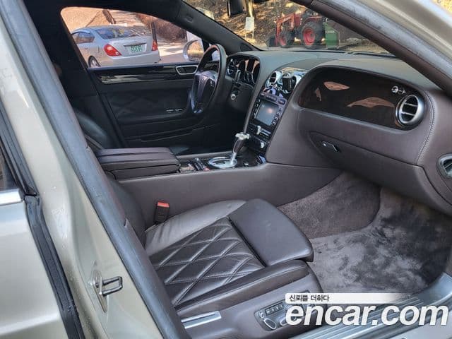 Bentley Flying Spur 1세대 6.0 Speed, 2010 11