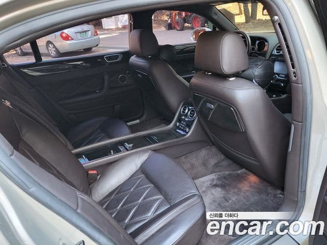 Bentley Flying Spur 1세대 6.0 Speed, 2010 13
