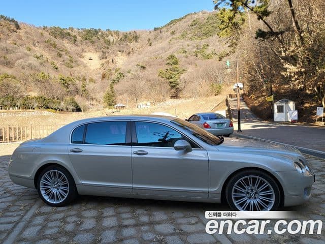 Bentley Flying Spur 1세대 6.0 Speed, 2010 18