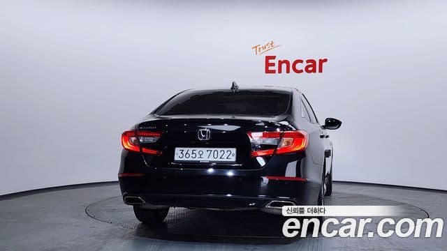 Honda Accord 10세대 1.5 турбо, 2019 4