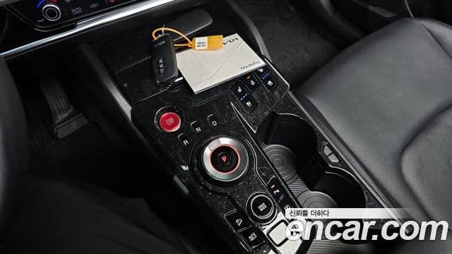 Kia Sportage 5세대 гибрид Signature Gravity 2WD, 2022 9