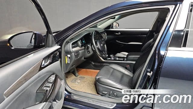 Kia K7 Premier гибрид Noblesse, 2020 10