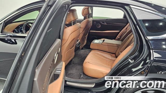 Genesis G80 (RG3) бензин 2.5 турбо AWD, 2022 12