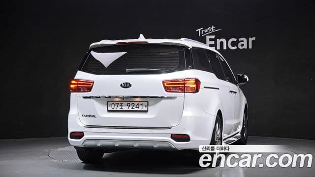 Kia The / новый New Carnival Special, 2019 4