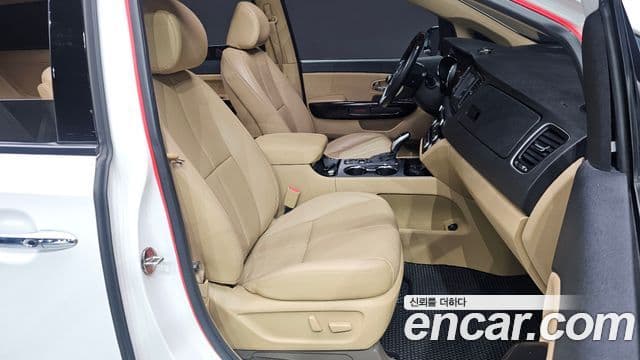 Kia The / новый New Carnival Special, 2019 10