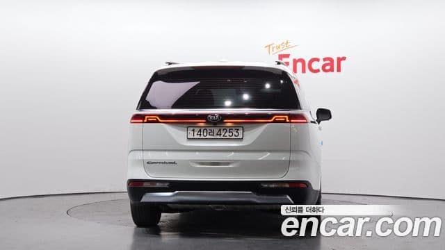 Kia Carnival 4세대 Signature, 2021 4