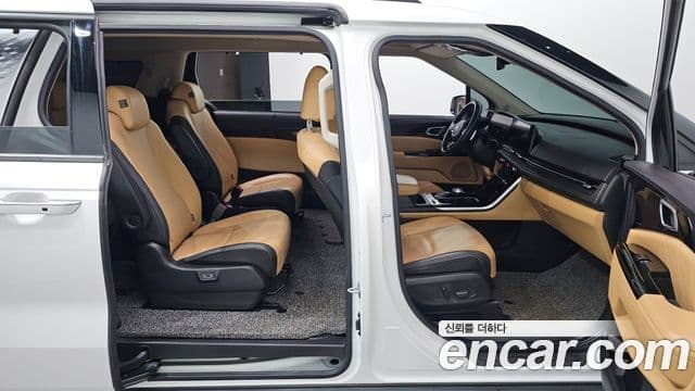 Kia Carnival 4세대 Signature, 2021 11