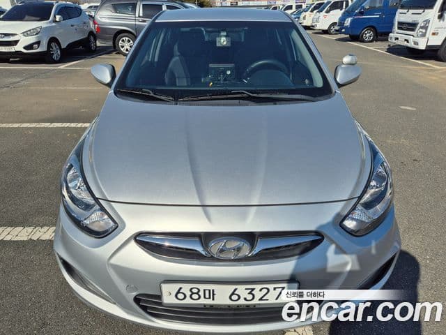 Hyundai Accent(новый кузов / новое поколение) дизель 1.6 VGT Smart, 2014 3