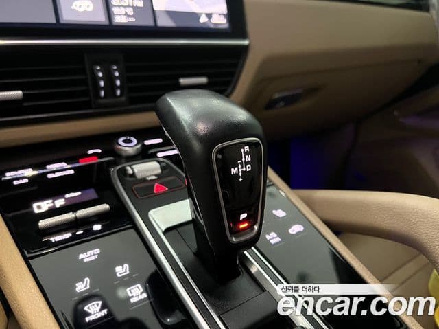 Porsche Cayenne (PO536) 3.0 купе, 2020 9