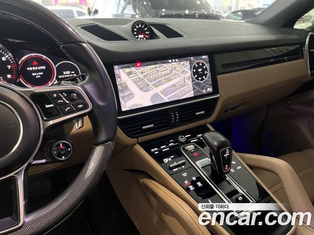 Porsche Cayenne (PO536) 3.0 купе, 2020 13