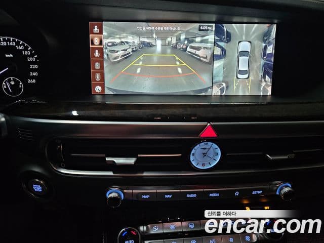 Genesis G90 Premium Luxury, 2021 14