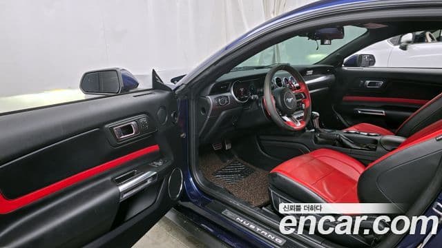 Ford Mustang купе, 2019 10