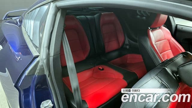 Ford Mustang купе, 2019 12