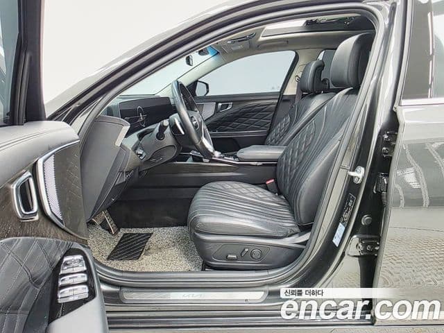 Kia K8 Signature, 2023 9