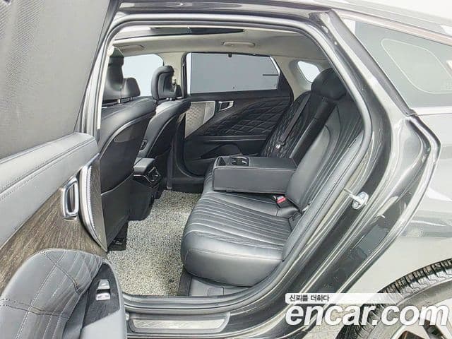 Kia K8 Signature, 2023 10