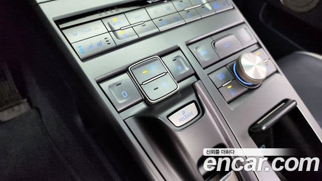 Hyundai NEXO Premium, 2024 9