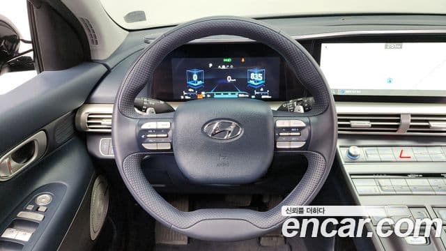 Hyundai NEXO Premium, 2024 13