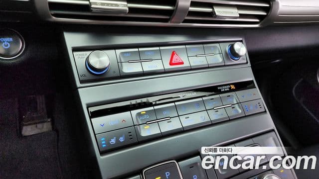 Hyundai NEXO Premium, 2024 17