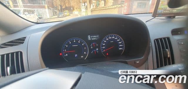 Hyundai Avante MD M16 GDI Deluxe, 2010 14