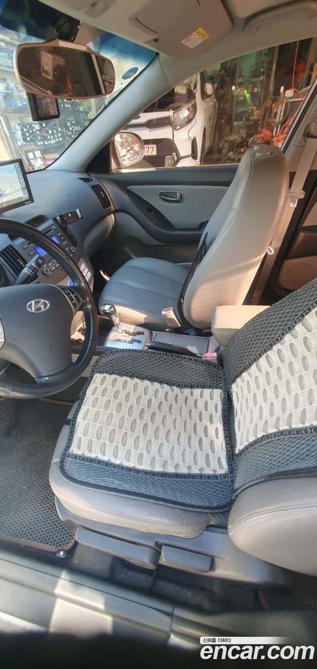 Hyundai Avante MD M16 GDI Deluxe, 2010 16