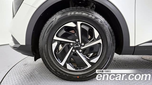 Kia Sportage 5세대 гибрид Prestige 2WD, 2023 все фото