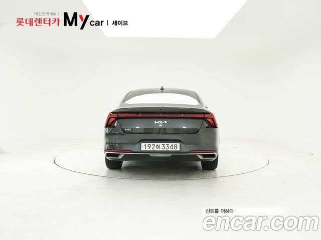 Kia K8 Signature, 2023 4
