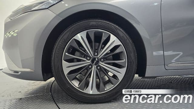 Kia K8 гибрид Signature, 2022 все фото