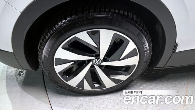 Volkswagen ID.4 Pro, 2023 все фото