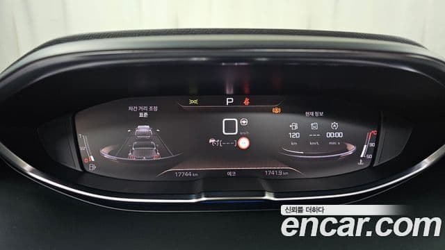 Peugeot 5008 2세대 1.2 Pure Tech GT, 2024 8