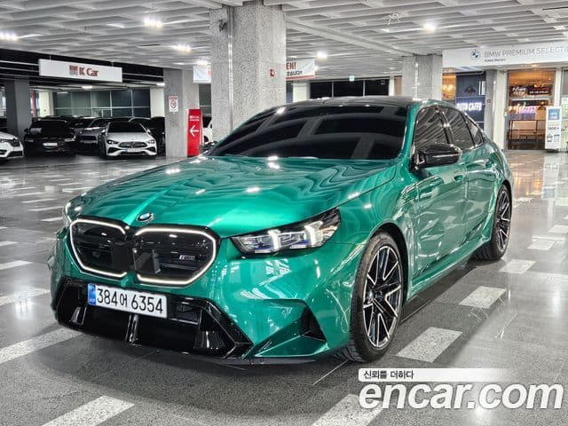 BMW M5 (G90) M5 седан, 2025 1