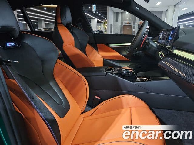 BMW M5 (G90) M5 седан, 2025 10