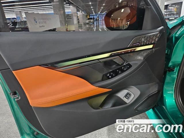 BMW M5 (G90) M5 седан, 2025 13