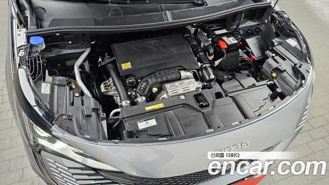 Peugeot 5008 2세대 1.2 Pure Tech GT, 2024 6