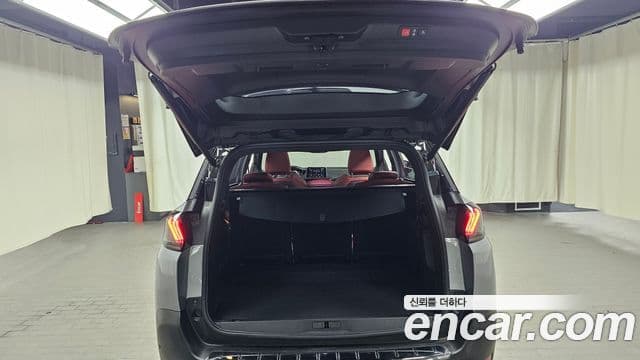 Peugeot 5008 2세대 1.2 Pure Tech GT, 2024 20